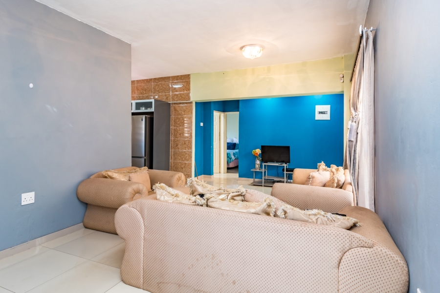 4 Bedroom Property for Sale in Protea North Gauteng