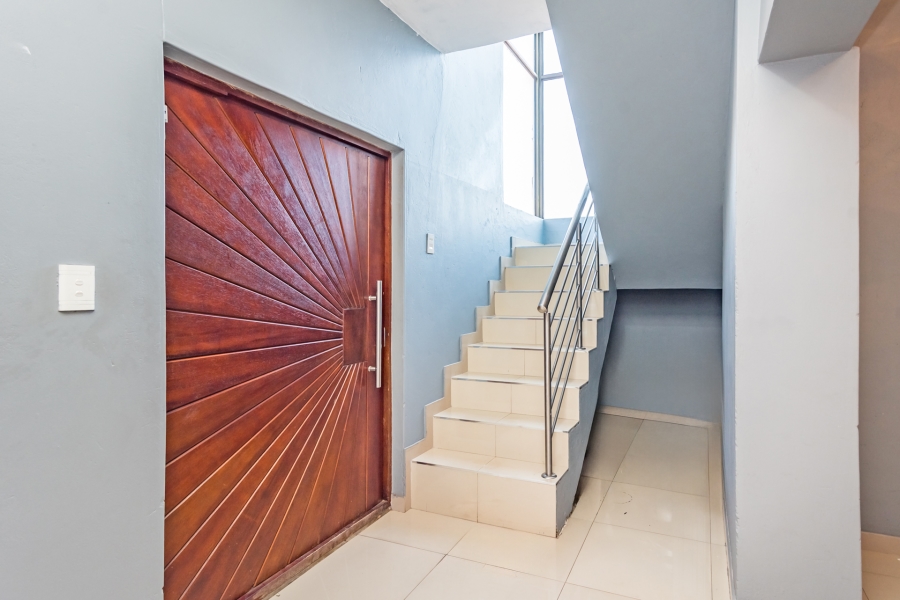 4 Bedroom Property for Sale in Protea North Gauteng