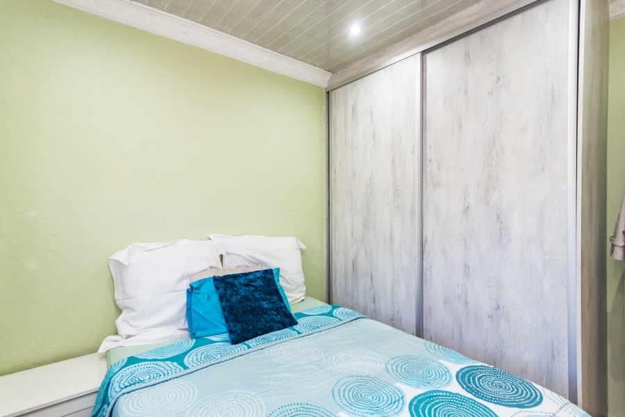 4 Bedroom Property for Sale in Protea North Gauteng