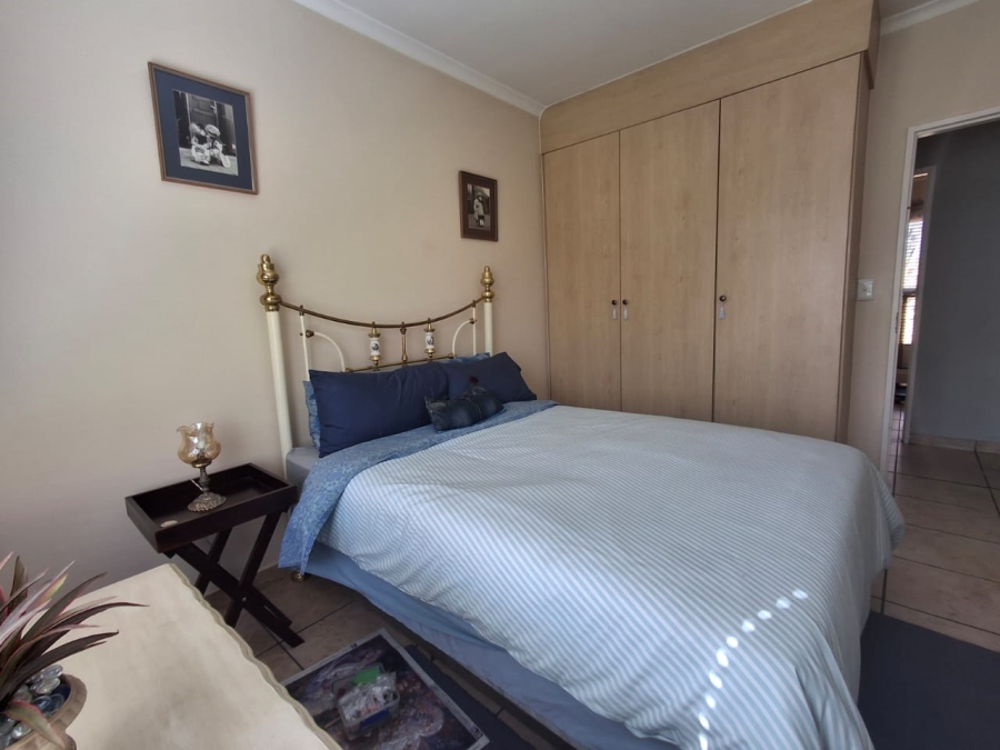 3 Bedroom Property for Sale in Sonneveld Gauteng