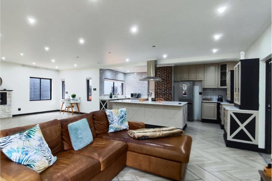 3 Bedroom Property for Sale in Rynfield Gauteng