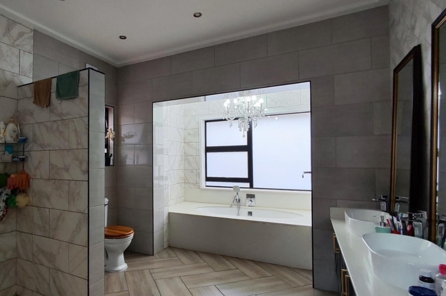 3 Bedroom Property for Sale in Rynfield Gauteng