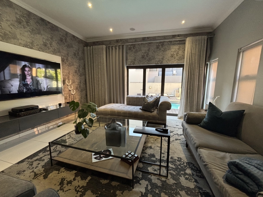 4 Bedroom Property for Sale in Carlswald North Estate Gauteng
