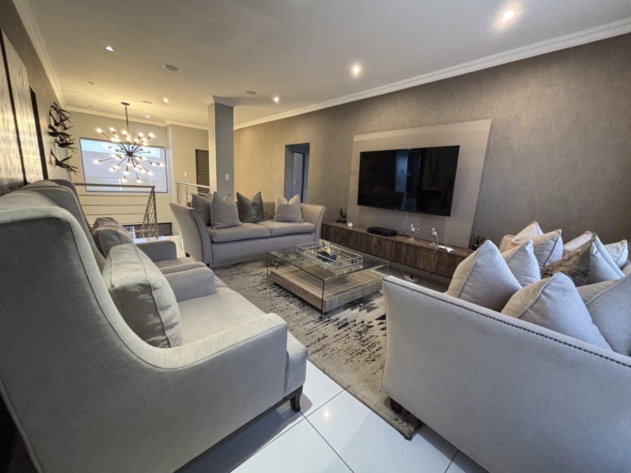 4 Bedroom Property for Sale in Carlswald North Estate Gauteng