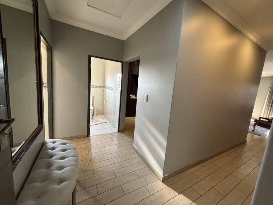 4 Bedroom Property for Sale in Carlswald North Estate Gauteng