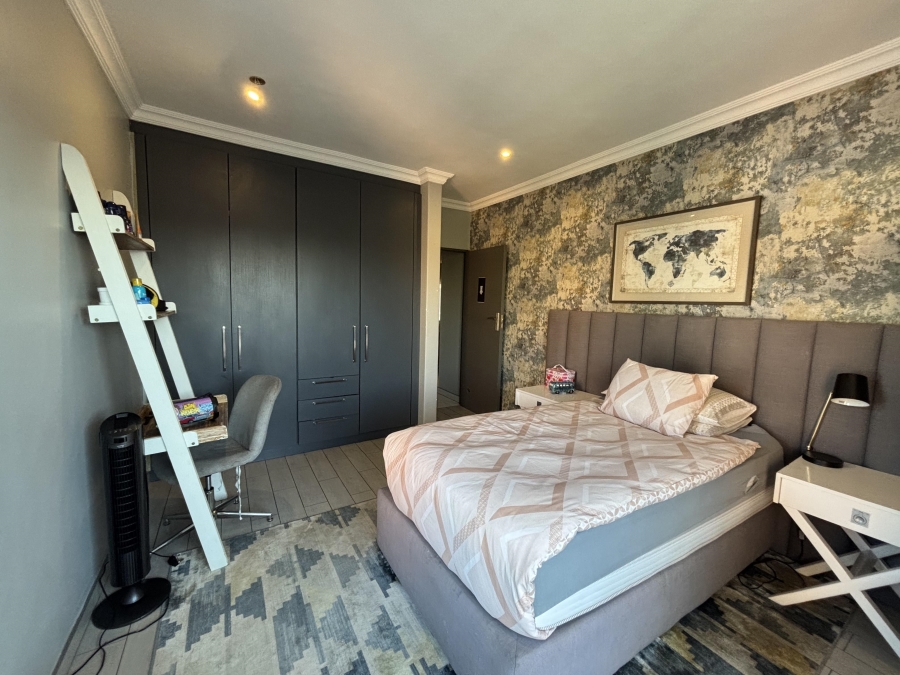 4 Bedroom Property for Sale in Carlswald North Estate Gauteng