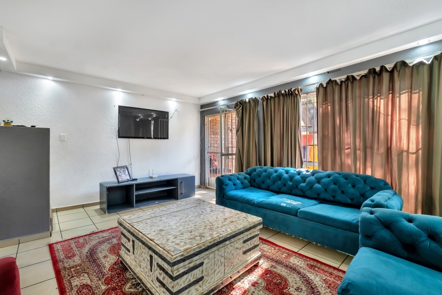 2 Bedroom Property for Sale in Windsor West Gauteng