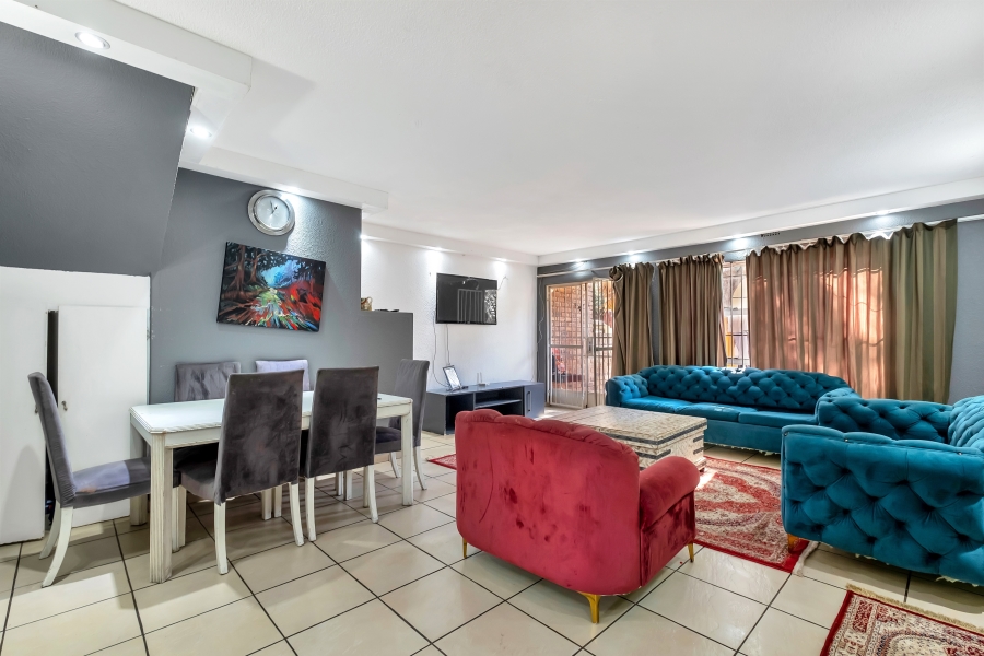 2 Bedroom Property for Sale in Windsor West Gauteng