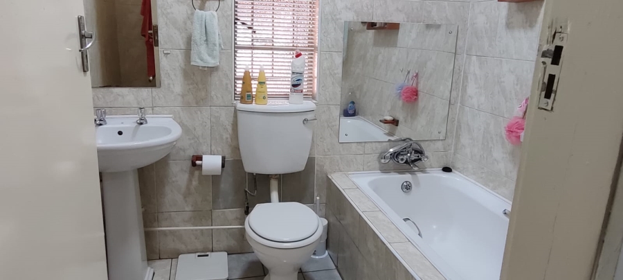 3 Bedroom Property for Sale in Randgate Gauteng