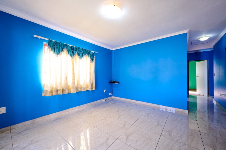 3 Bedroom Property for Sale in Noordwyk Gauteng