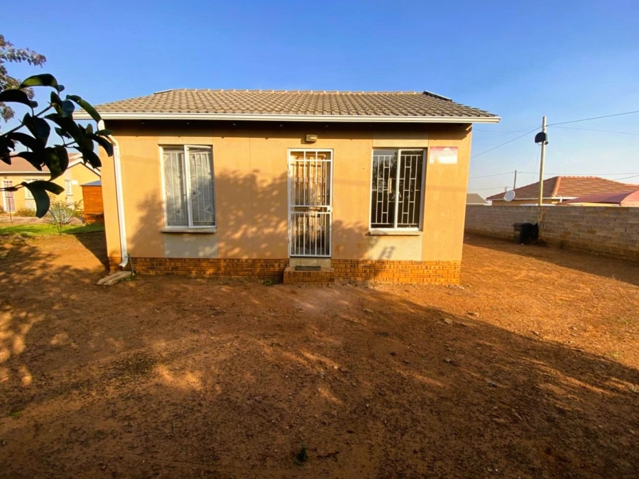 2 Bedroom Property for Sale in Savanna City Gauteng