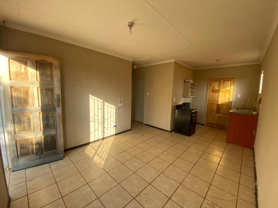 2 Bedroom Property for Sale in Savanna City Gauteng
