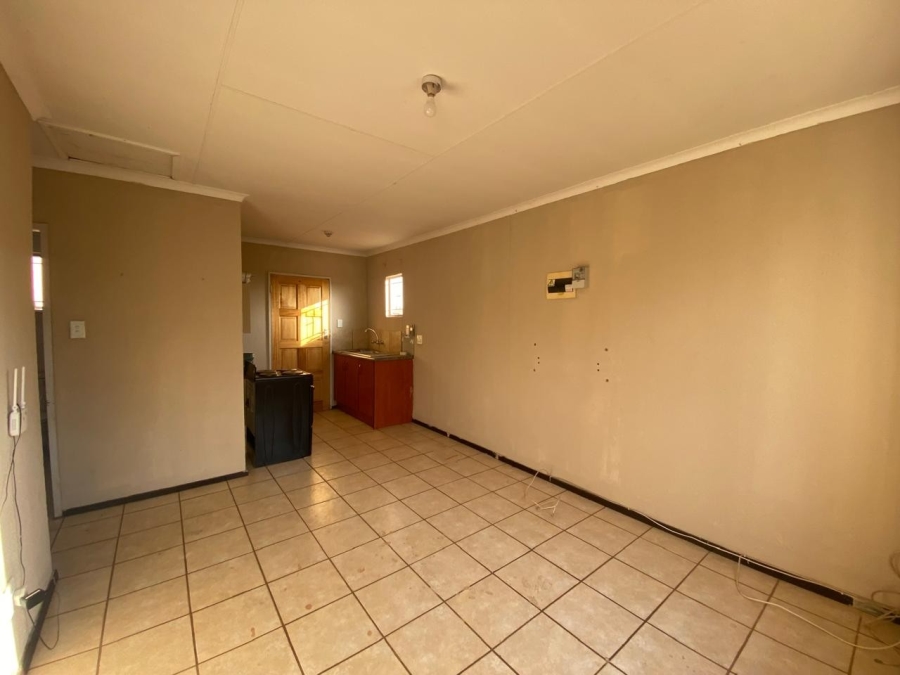 2 Bedroom Property for Sale in Savanna City Gauteng