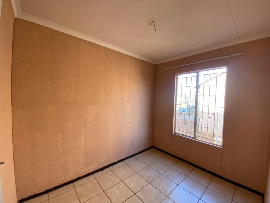 2 Bedroom Property for Sale in Savanna City Gauteng