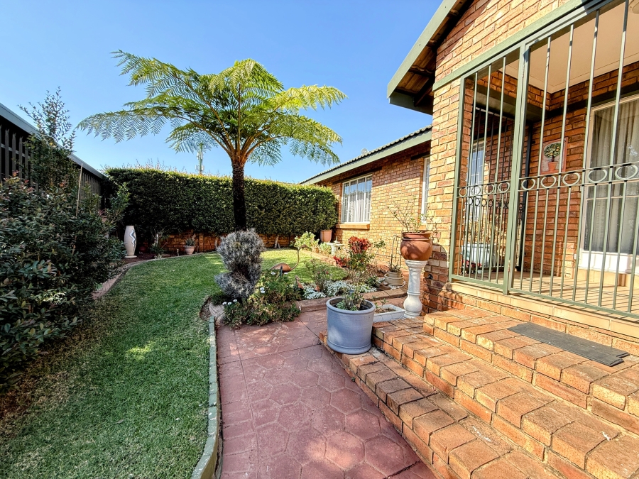 3 Bedroom Property for Sale in Ekklesia Gauteng