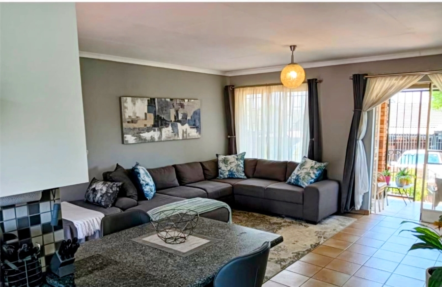 3 Bedroom Property for Sale in Ekklesia Gauteng