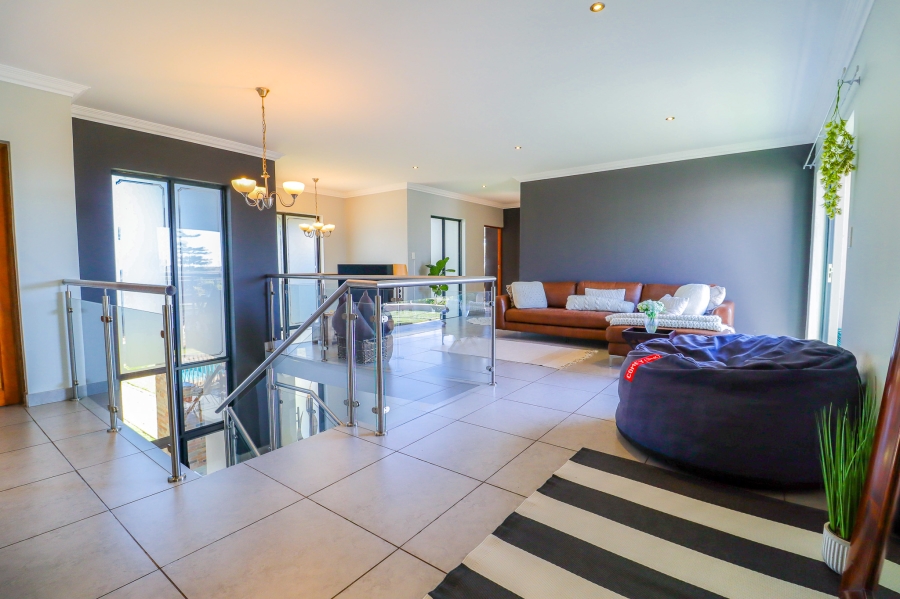 5 Bedroom Property for Sale in Midstream Hill Gauteng