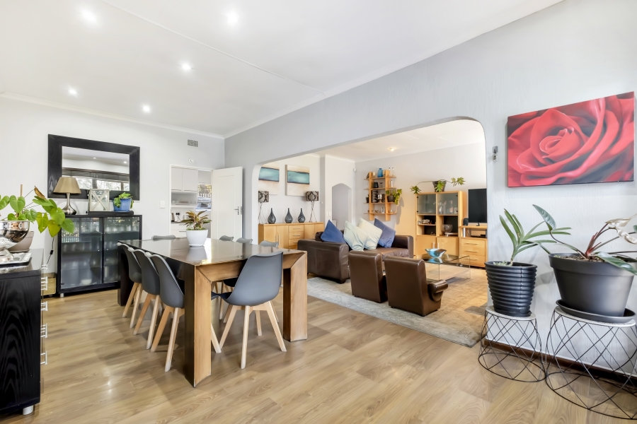 4 Bedroom Property for Sale in Gallo Manor Gauteng