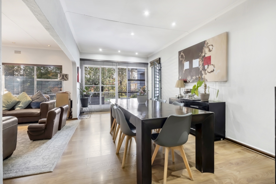 4 Bedroom Property for Sale in Gallo Manor Gauteng