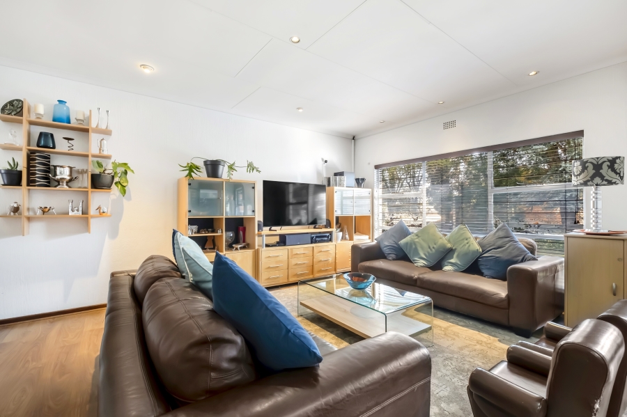 4 Bedroom Property for Sale in Gallo Manor Gauteng