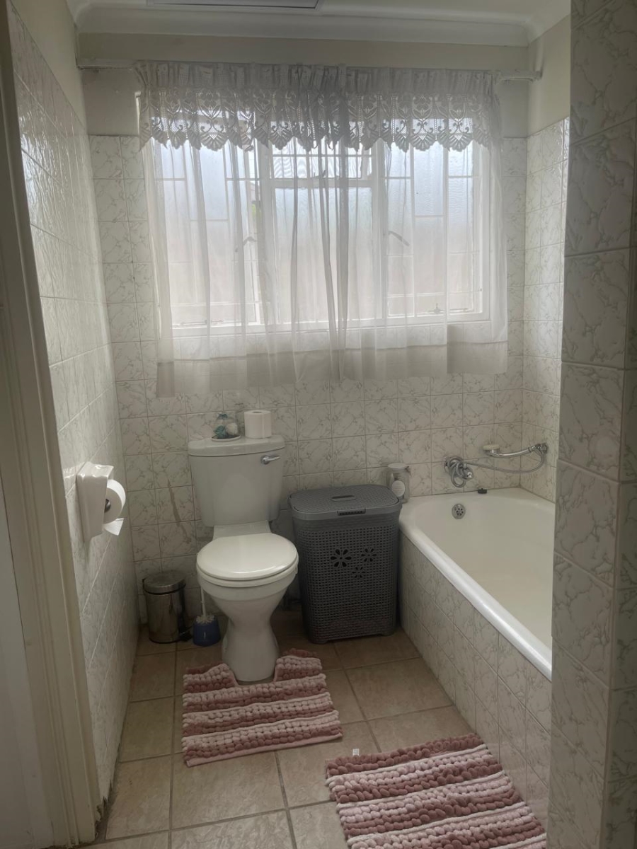 To Let 3 Bedroom Property for Rent in Rietfontein Gauteng