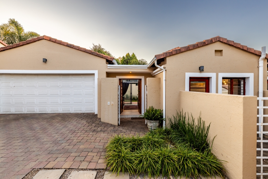 3 Bedroom Property for Sale in Lonehill Gauteng