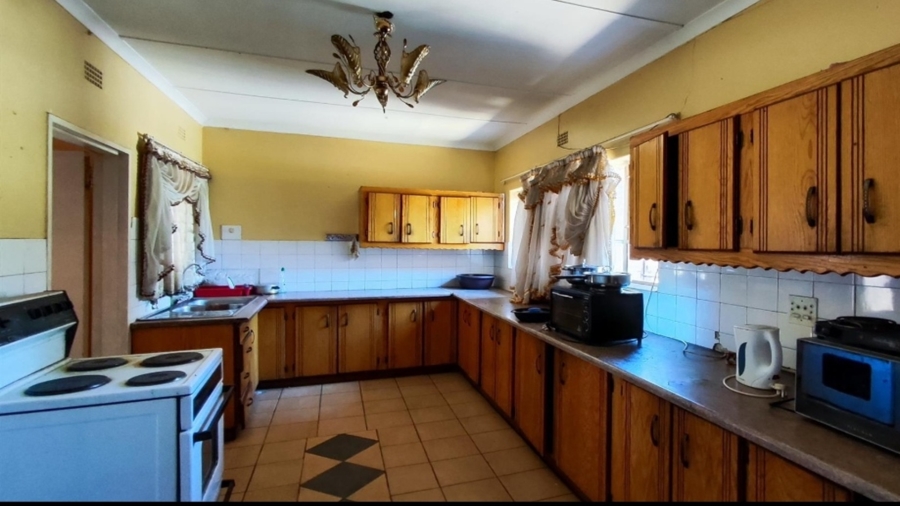 7 Bedroom Property for Sale in Vanderbijlpark CE 3 Gauteng
