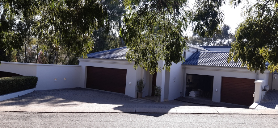 4 Bedroom Property for Sale in Waterkloof Gauteng
