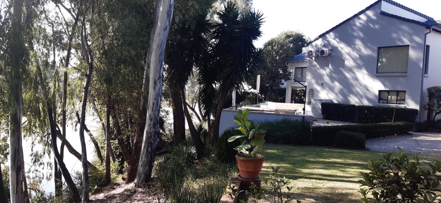 4 Bedroom Property for Sale in Waterkloof Gauteng