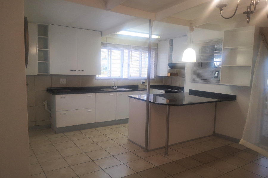To Let 1 Bedroom Property for Rent in Highway Gardens Gauteng