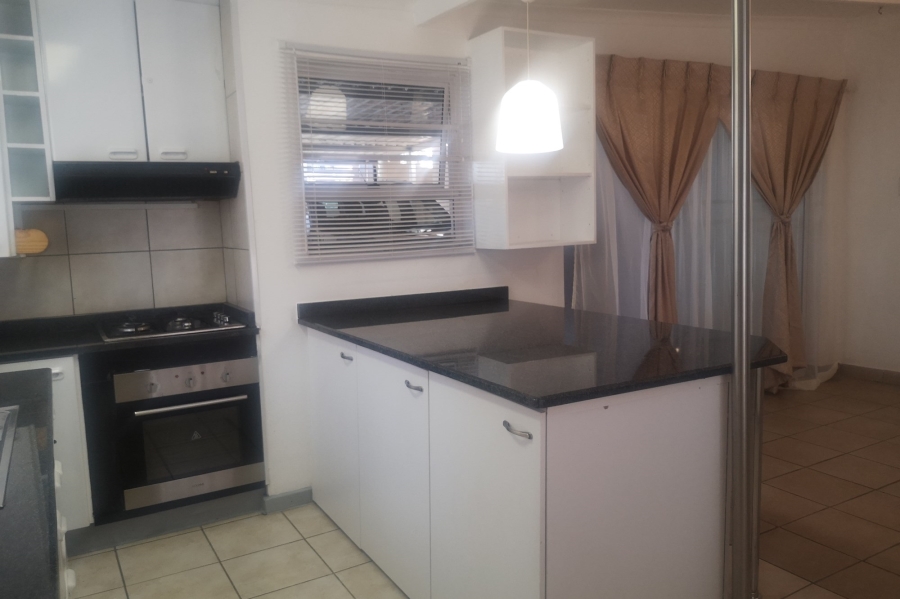 To Let 1 Bedroom Property for Rent in Highway Gardens Gauteng