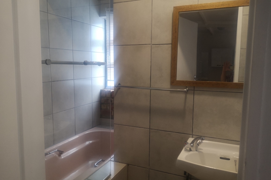 To Let 1 Bedroom Property for Rent in Highway Gardens Gauteng
