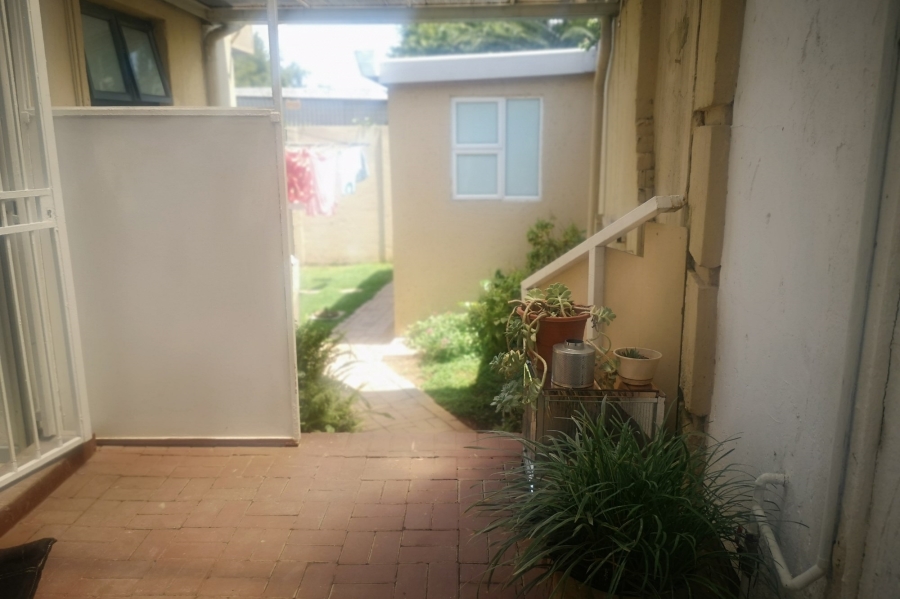 To Let 1 Bedroom Property for Rent in Highway Gardens Gauteng