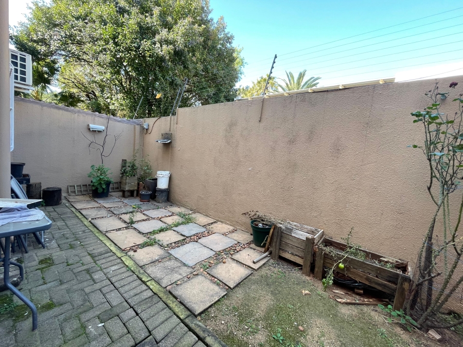 3 Bedroom Property for Sale in Radiokop Gauteng