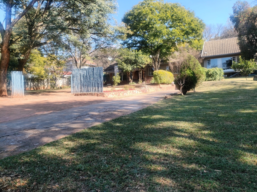 To Let 2 Bedroom Property for Rent in Val de Grace Gauteng