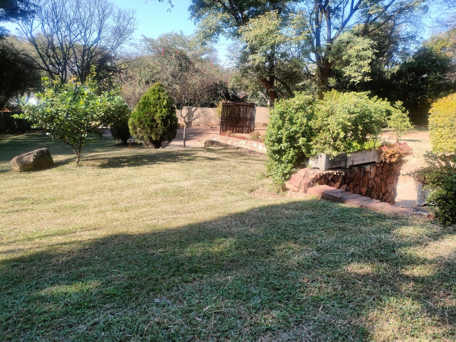 To Let 2 Bedroom Property for Rent in Val de Grace Gauteng