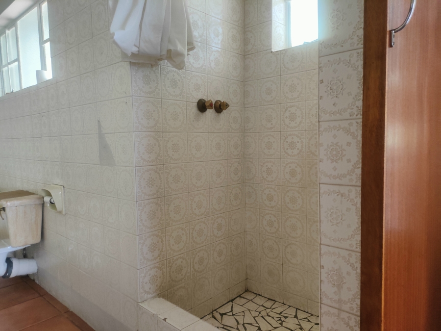 To Let 2 Bedroom Property for Rent in Val de Grace Gauteng