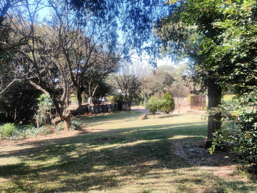 To Let 2 Bedroom Property for Rent in Val de Grace Gauteng