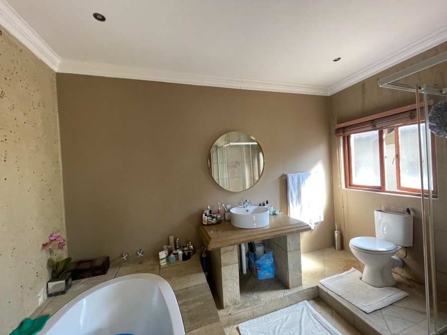 4 Bedroom Property for Sale in Willowbrook Gauteng