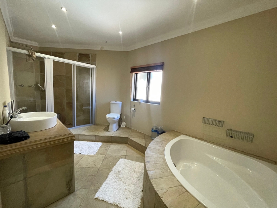 4 Bedroom Property for Sale in Willowbrook Gauteng