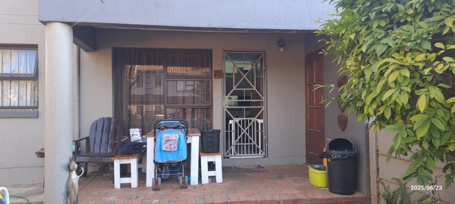 2 Bedroom Property for Sale in Rynfield Gauteng
