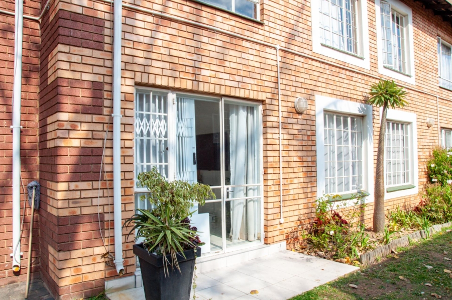 2 Bedroom Property for Sale in Halfway Gardens Gauteng