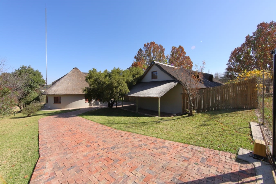 To Let 5 Bedroom Property for Rent in Chartwell Gauteng