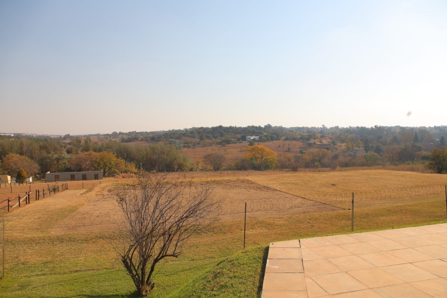 To Let 5 Bedroom Property for Rent in Chartwell Gauteng