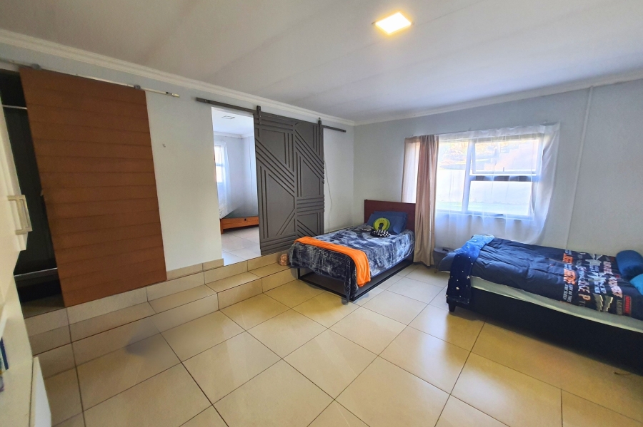 7 Bedroom Property for Sale in Rayton Gauteng