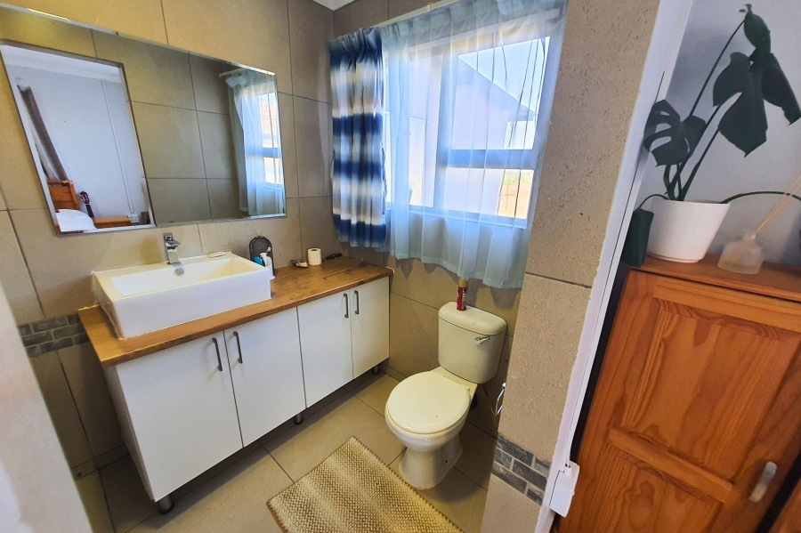 7 Bedroom Property for Sale in Rayton Gauteng