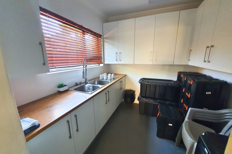 7 Bedroom Property for Sale in Rayton Gauteng