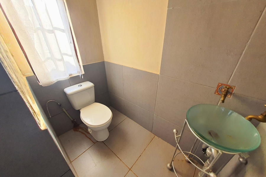 7 Bedroom Property for Sale in Rayton Gauteng
