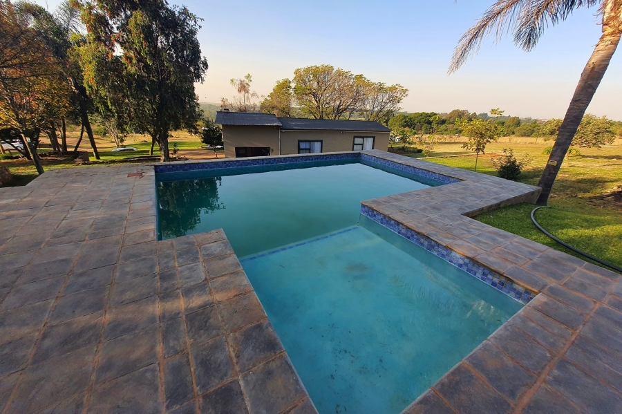 7 Bedroom Property for Sale in Rayton Gauteng