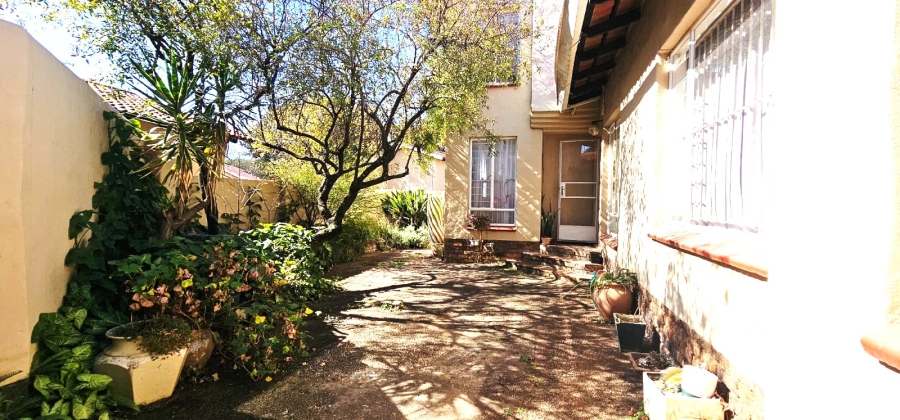 3 Bedroom Property for Sale in Eldoraigne Gauteng